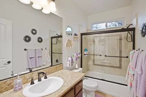 3496 Carlsbad Ln, Redding, CA 96002 photo 15
