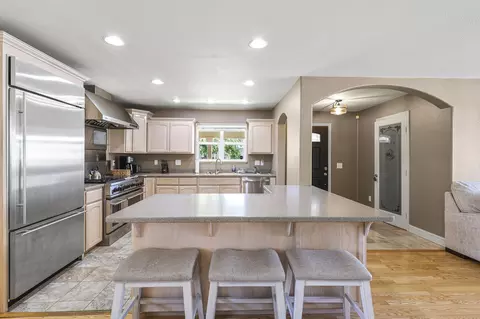 Kitchen - 4651 Memory Ln, Redding, CA 96001 photo 8 of 8