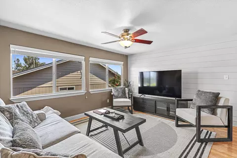 Living - 4651 Memory Ln, Redding, CA 96001 photo 1 of 3