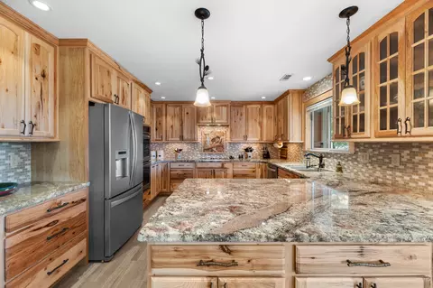 2264 Hope Ln, Redding, CA 96003 photo 44
