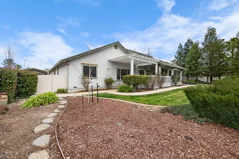 2264 Hope Ln, Redding, CA 96003 photo 16