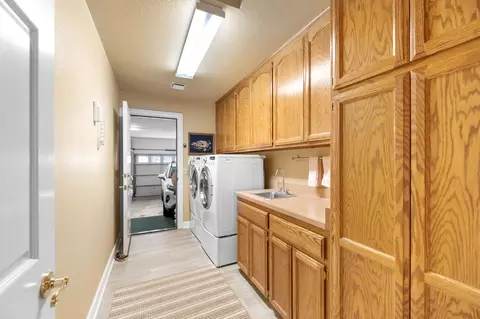 2264 Hope Ln, Redding, CA 96003 photo 47