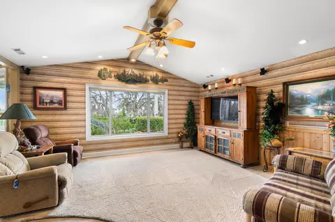 2264 Hope Ln, Redding, CA 96003 photo 40