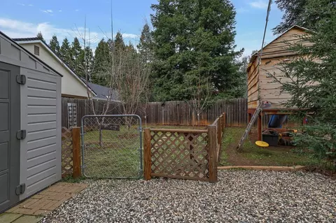 4465 Brittany Dr, Redding, CA 96002 photo 58