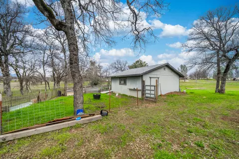 11894 Best Ln, Redding, CA 96003 photo 23