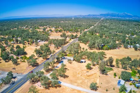11894 Best Ln, Redding, CA 96003 photo 26