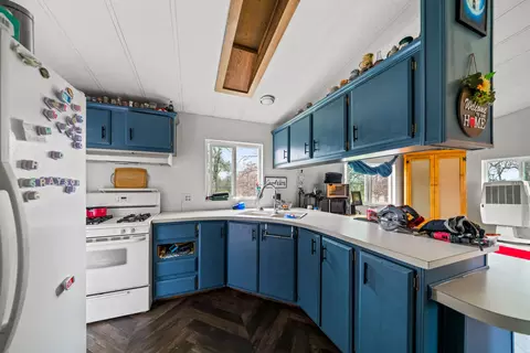 11894 Best Ln, Redding, CA 96003 photo 6