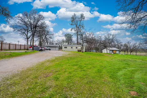 11894 Best Ln, Redding, CA 96003