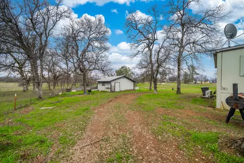 11894 Best Ln, Redding, CA 96003 photo 22