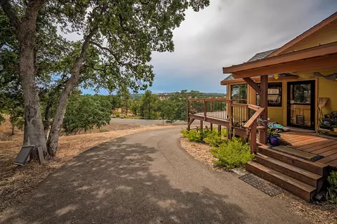 14900 Rivercrest Ln, Red Bluff, CA 96080 photo 3