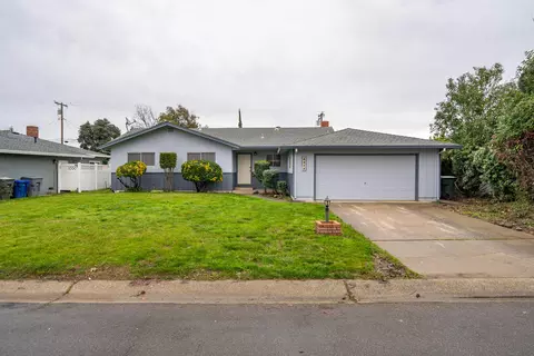 6515 Leonard Dr, Redding, CA 96001