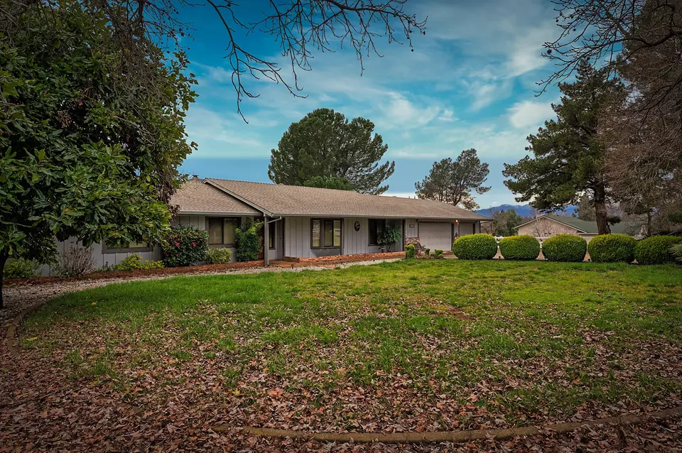  19701 Paso Robles Ave, Redding, CA 96003 photo 4