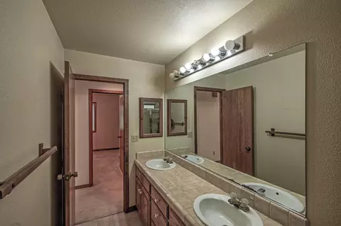19701 Paso Robles Ave, Redding, CA 96003 photo 33