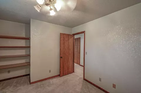 19701 Paso Robles Ave, Redding, CA 96003 photo 34