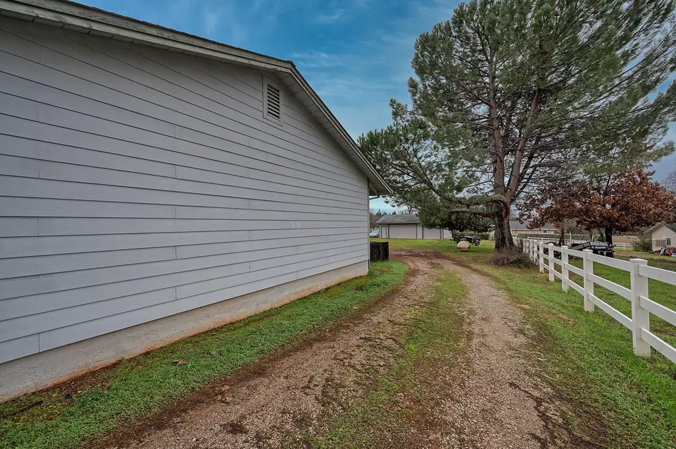  19701 Paso Robles Ave, Redding, CA 96003 photo 48