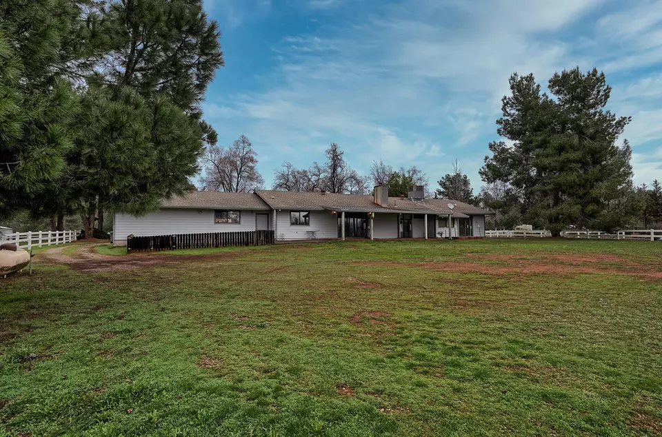  19701 Paso Robles Ave, Redding, CA 96003 photo 46