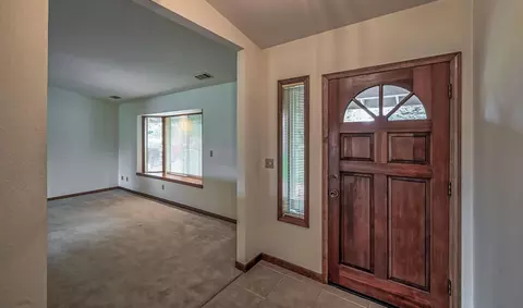 19701 Paso Robles Ave, Redding, CA 96003 photo 8