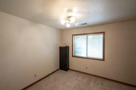 19701 Paso Robles Ave, Redding, CA 96003 photo 35