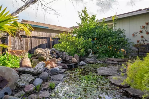 Exterior - 2055 Walbridge St, Red Bluff, CA 96080 photo 2 of 22