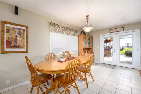 Dining - 2055 Walbridge St, Red Bluff, CA 96080 photo 2 of 2