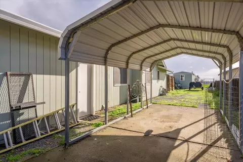 Exterior - 2055 Walbridge St, Red Bluff, CA 96080 photo 14 of 22