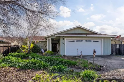 Exterior - 2055 Walbridge St, Red Bluff, CA 96080 photo 21 of 22
