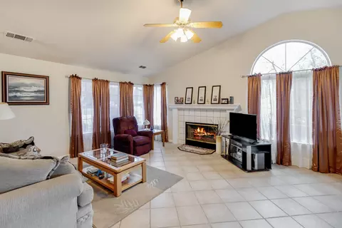 2683 Evergreen Way, Redding, CA 96001 photo 6