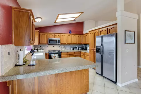 2683 Evergreen Way, Redding, CA 96001 photo 10