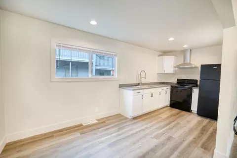 Kitchen - 944 West St, Redding, CA 96001 photo 1 of 6
