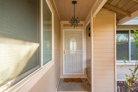 2400 Annette Dr, Redding, CA 96001 photo 6