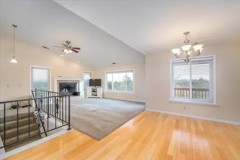 2400 Annette Dr, Redding, CA 96001 photo 13