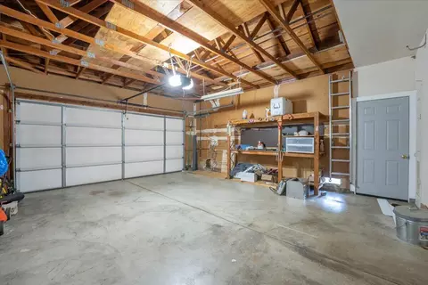2400 Annette Dr, Redding, CA 96001 photo 35