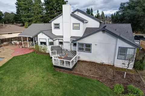 Exterior - 4340 Glen Vista Ct, Redding, CA 96002 photo 13 of 15