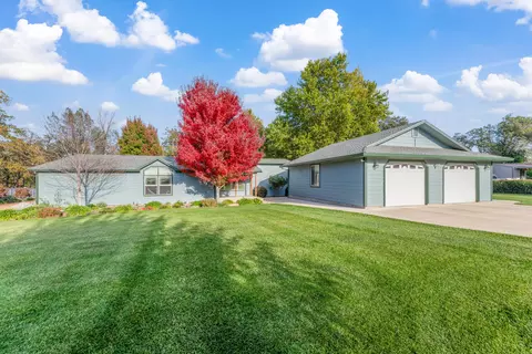 6903 Genes Ln, Anderson, CA 96007
