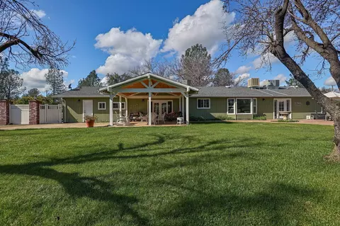 10077 Road Runner Way, Redding, CA 96003 photo 22