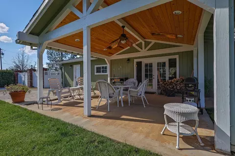 10077 Road Runner Way, Redding, CA 96003 photo 21