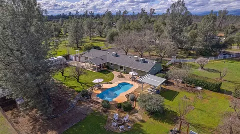 10077 Road Runner Way, Redding, CA 96003 photo 31
