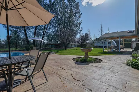 10077 Road Runner Way, Redding, CA 96003 photo 24