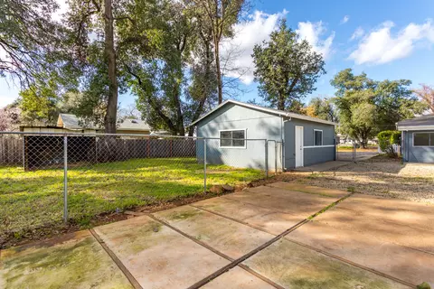 1215 Harpole Rd, Redding, CA 96002 photo 23