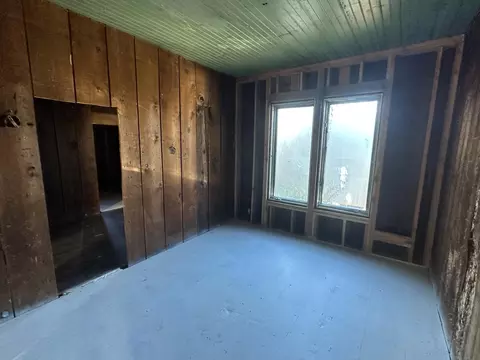 2036 Placer St, Redding, CA 96001 photo 9