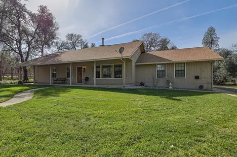 18385 Rory Ln, Cottonwood, CA 96022
