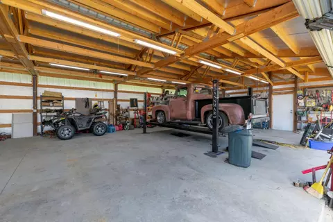 Exterior - 16877 Power Line Rd, Redding, CA 96001 photo 3 of 10