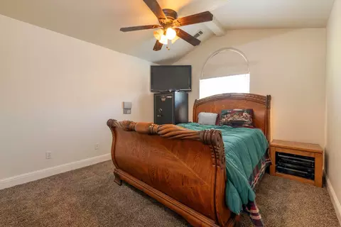 Bedroom - 16877 Power Line Rd, Redding, CA 96001 photo 2 of 2
