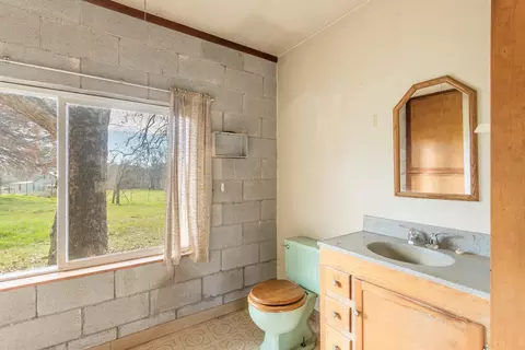 Bath - 30125 Manton Rd, Manton, CA 96059 photo 2 of 2