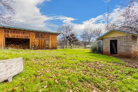 Exterior - 30125 Manton Rd, Manton, CA 96059 photo 6 of 8