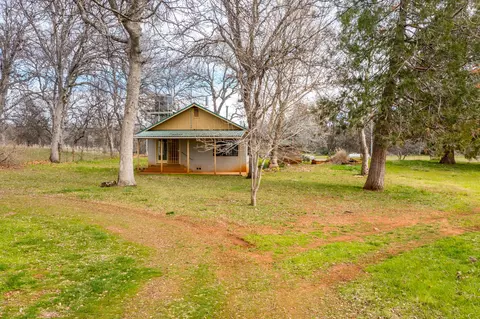 Exterior - 30125 Manton Rd, Manton, CA 96059 photo 2 of 8