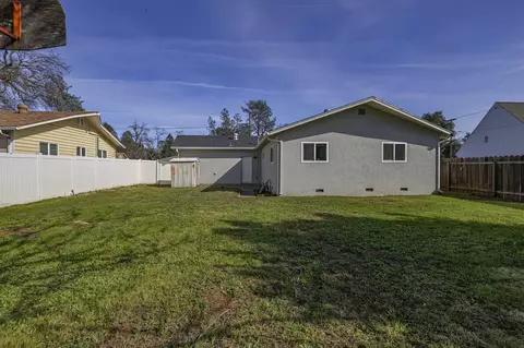 Exterior - 2962 Churn Ct, Redding, CA 96002 photo 5 of 13