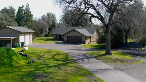 21365 Dersch Rd, Anderson, CA 96007