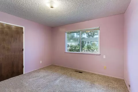 3929 Alma Ave, Redding, CA 96002 photo 9