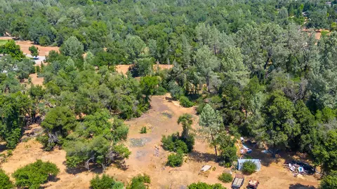 4850 Persistence Ln, Redding, CA 96002 photo 7